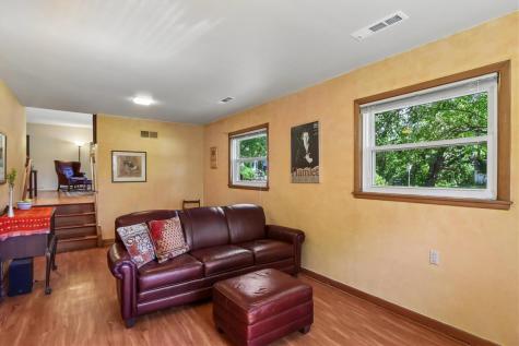 1429 Glendale Road Iowa City IA 52245