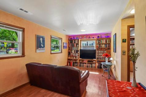 1429 Glendale Road Iowa City IA 52245
