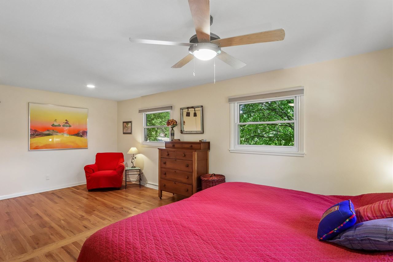 1429 Glendale Road Iowa City IA 52245