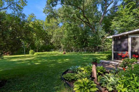1429 Glendale Road Iowa City IA 52245