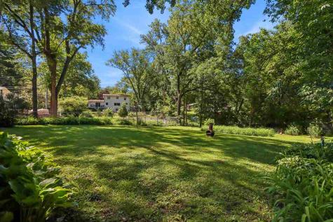1429 Glendale Road Iowa City IA 52245