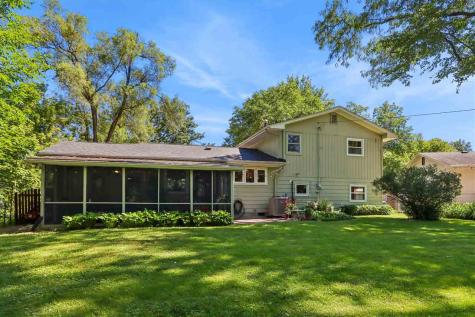 1429 Glendale Road Iowa City IA 52245