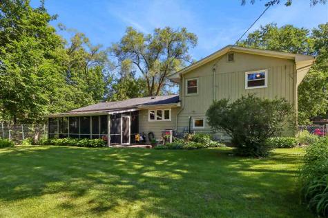 1429 Glendale Road Iowa City IA 52245