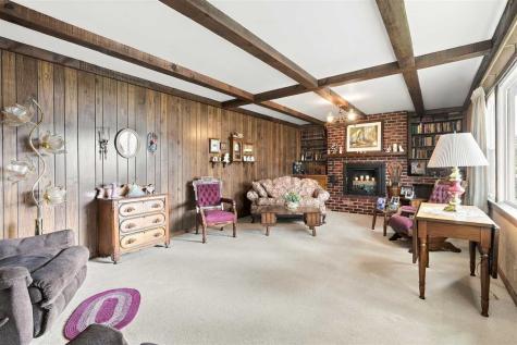 614 N Columbus Street West Liberty IA 52776