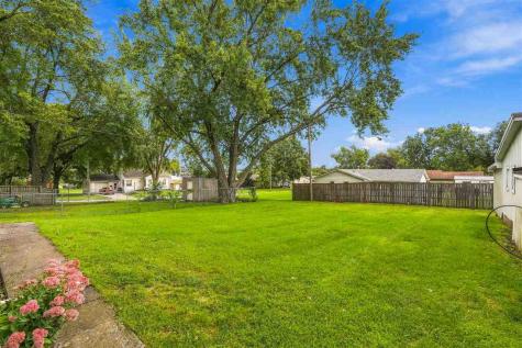 614 N Columbus Street West Liberty IA 52776