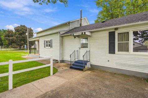 614 N Columbus Street West Liberty IA 52776