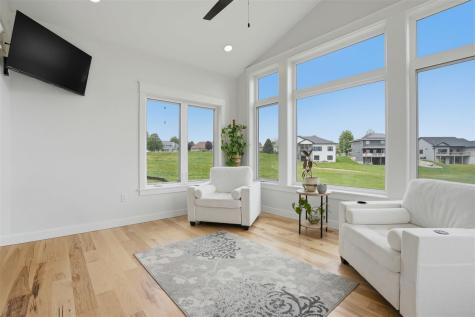 7 Serenity Circle West Branch IA 52358