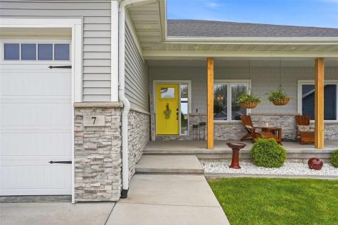 7 Serenity Circle West Branch IA 52358