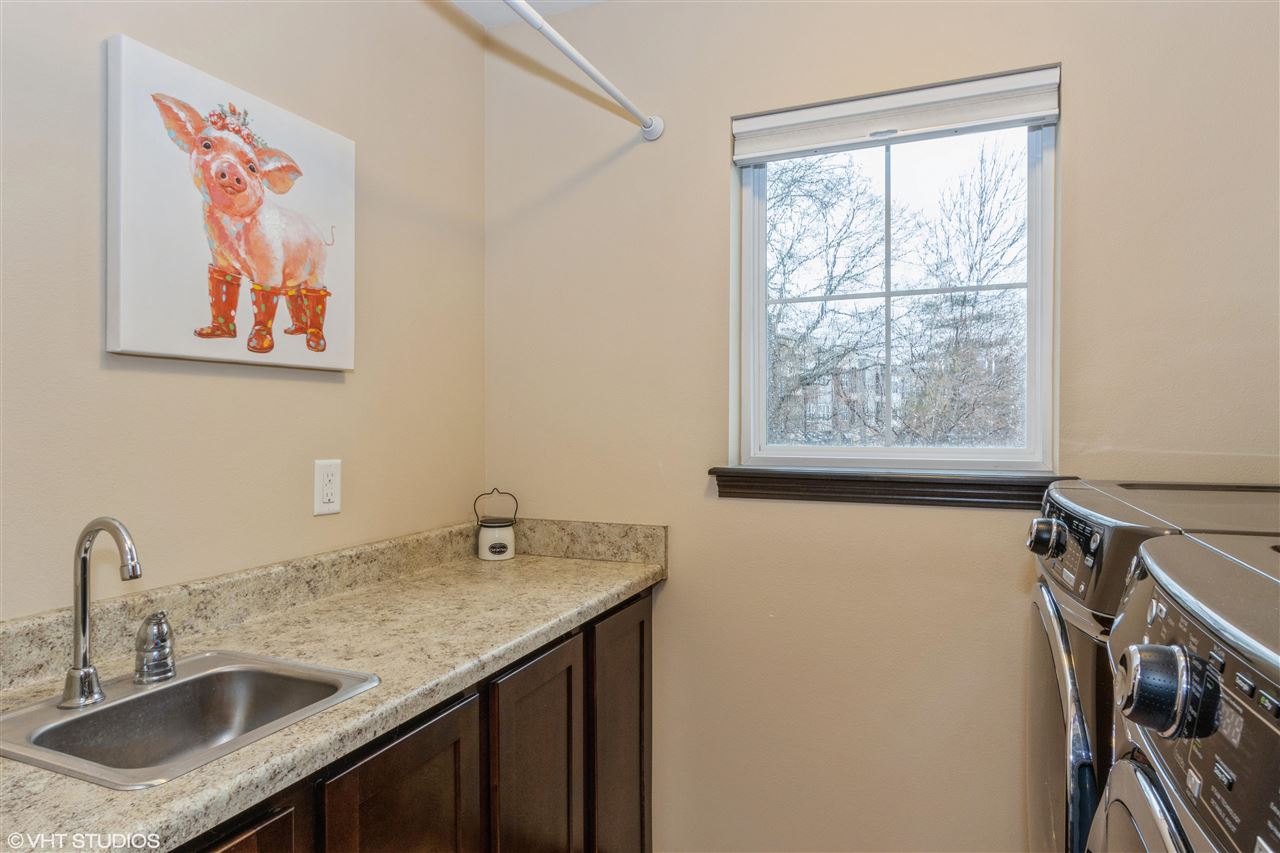 440 3rd Avenue Coralville IA 52241