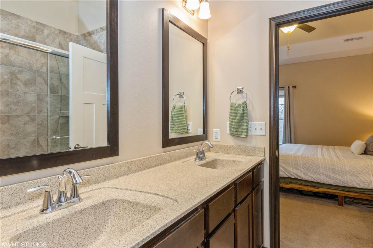 440 3rd Avenue Coralville IA 52241