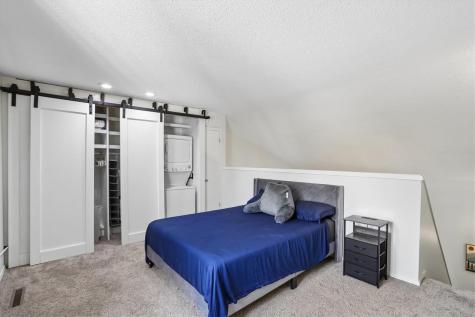 341 Samoa Drive Iowa City IA 52246