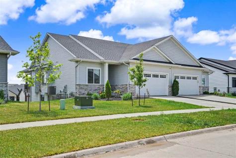 1267 Berkshire Lane North Liberty IA 52317