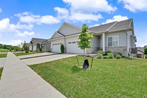 1267 Berkshire Lane North Liberty IA 52317