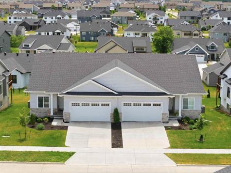 1267 Berkshire Lane North Liberty IA 52317