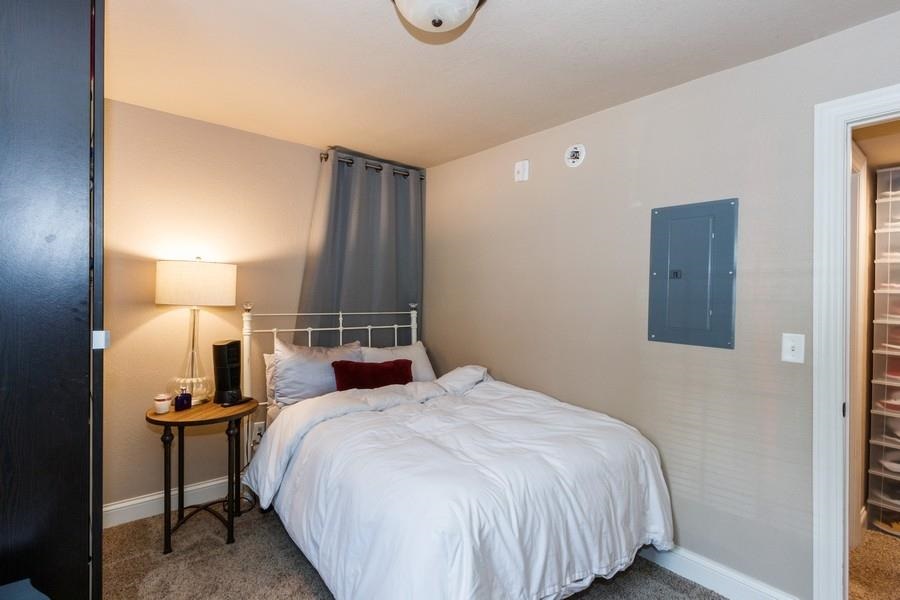 100 Grandview Court Iowa City IA 52246