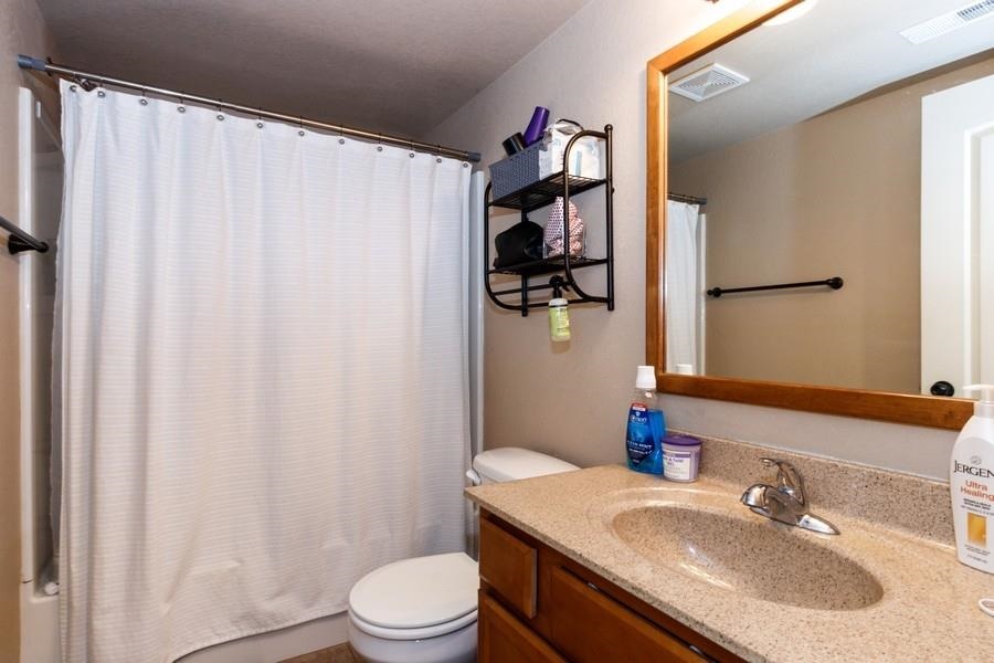 100 Grandview Court Iowa City IA 52246