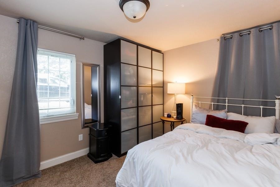 100 Grandview Court Iowa City IA 52246