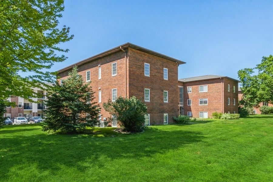 300 Grandview Court Iowa City IA 52246