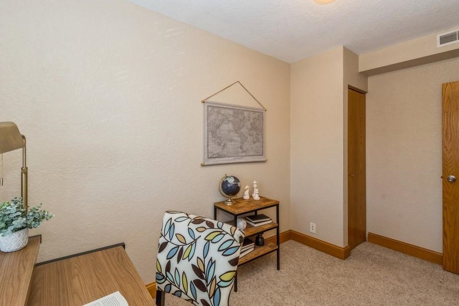 300 Grandview Court Iowa City IA 52246