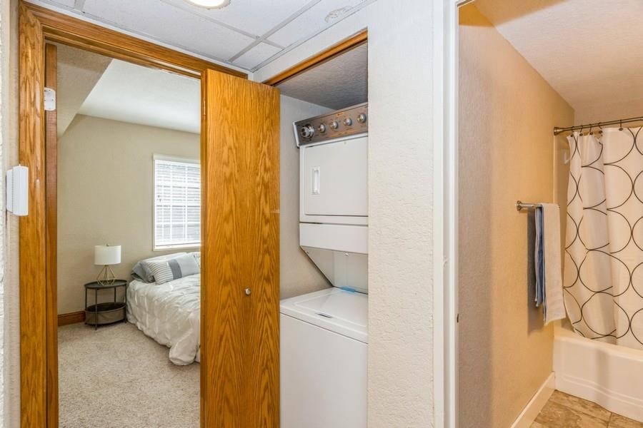 300 Grandview Court Iowa City IA 52246