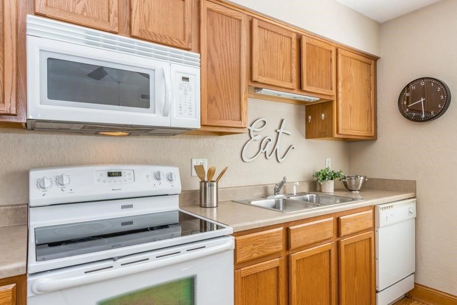 300 Grandview Court Iowa City IA 52246