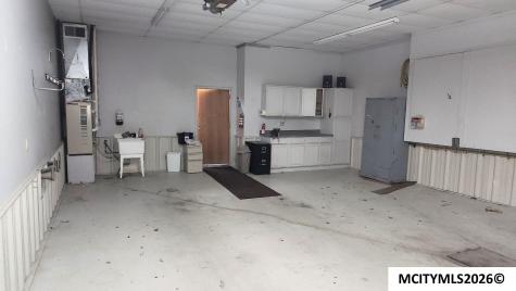 202 1st Street SE Mason City IA 50401