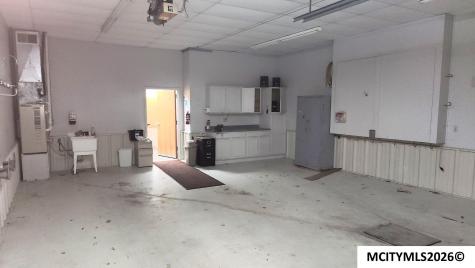 202 1st Street SE Mason City IA 50401