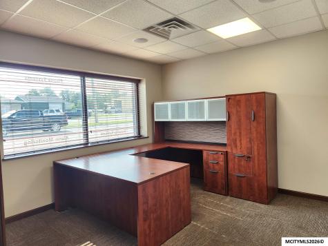 702 S Delaware Mason City IA 50401