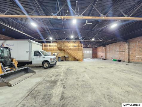 702 S Delaware Mason City IA 50401