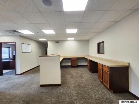 702 S Delaware Mason City IA 50401