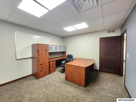 702 S Delaware Mason City IA 50401