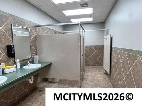 687 S Taft Mason City IA 50401