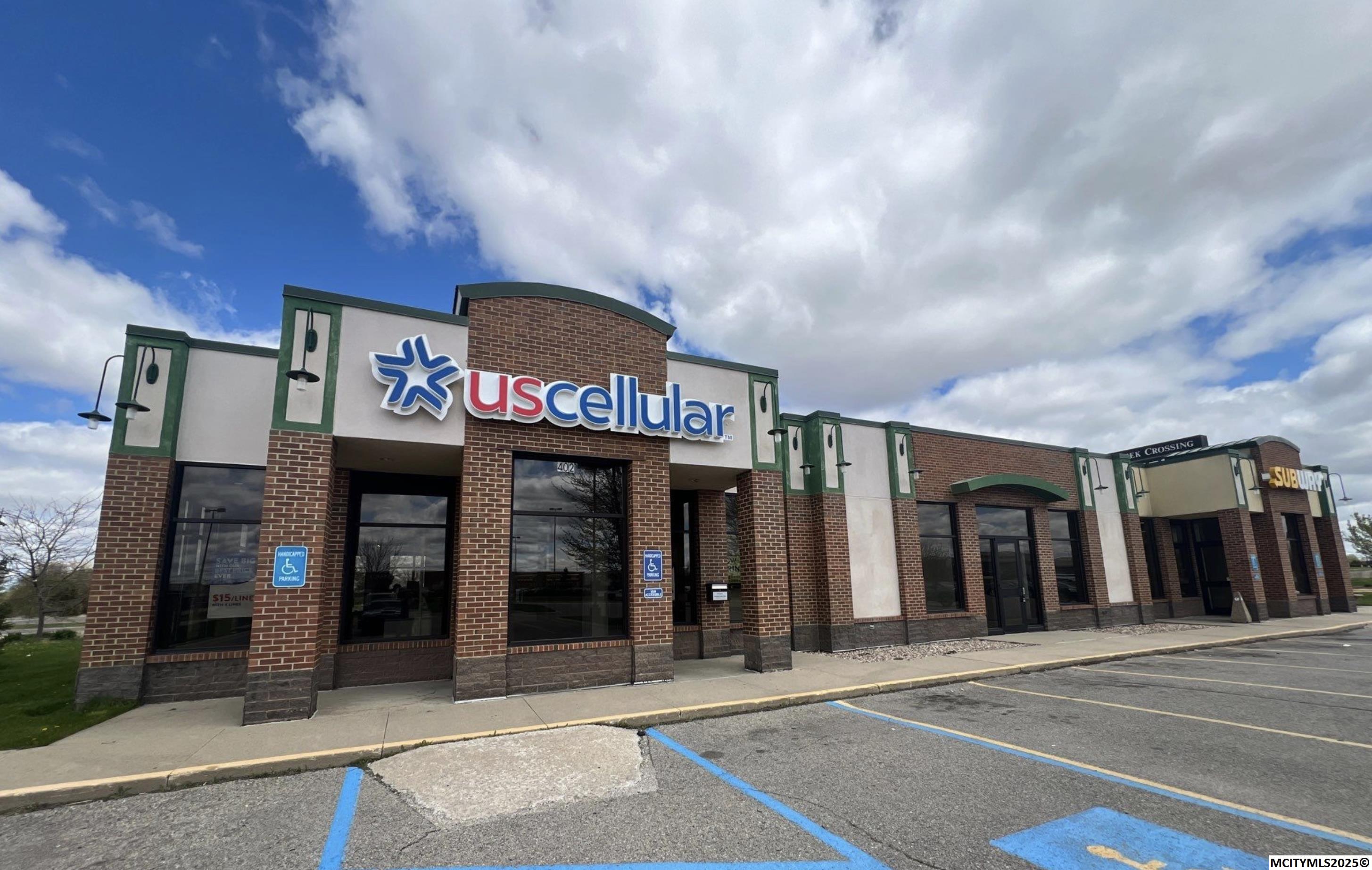 402 Indianhead Drive Mason City IA 50401