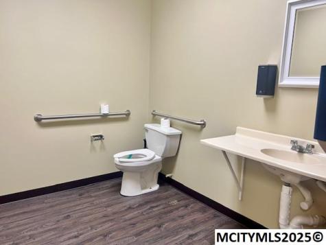 687 S Taft Avenue Mason City IA 50401