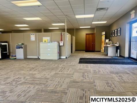 687 S Taft Avenue Mason City IA 50401