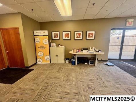 687 S Taft Avenue Mason City IA 50401