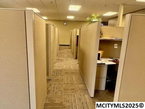 687 S Taft Avenue Mason City IA 50401