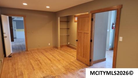 124 N Federal Mason City IA 50401