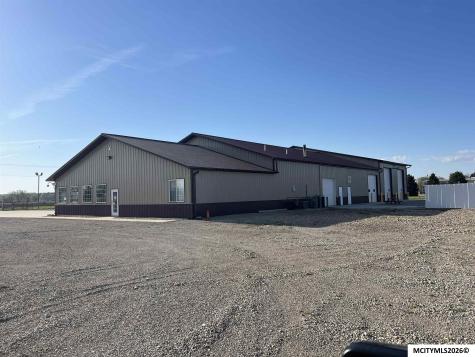 1303 N 56th Street Clear Lake IA 50428