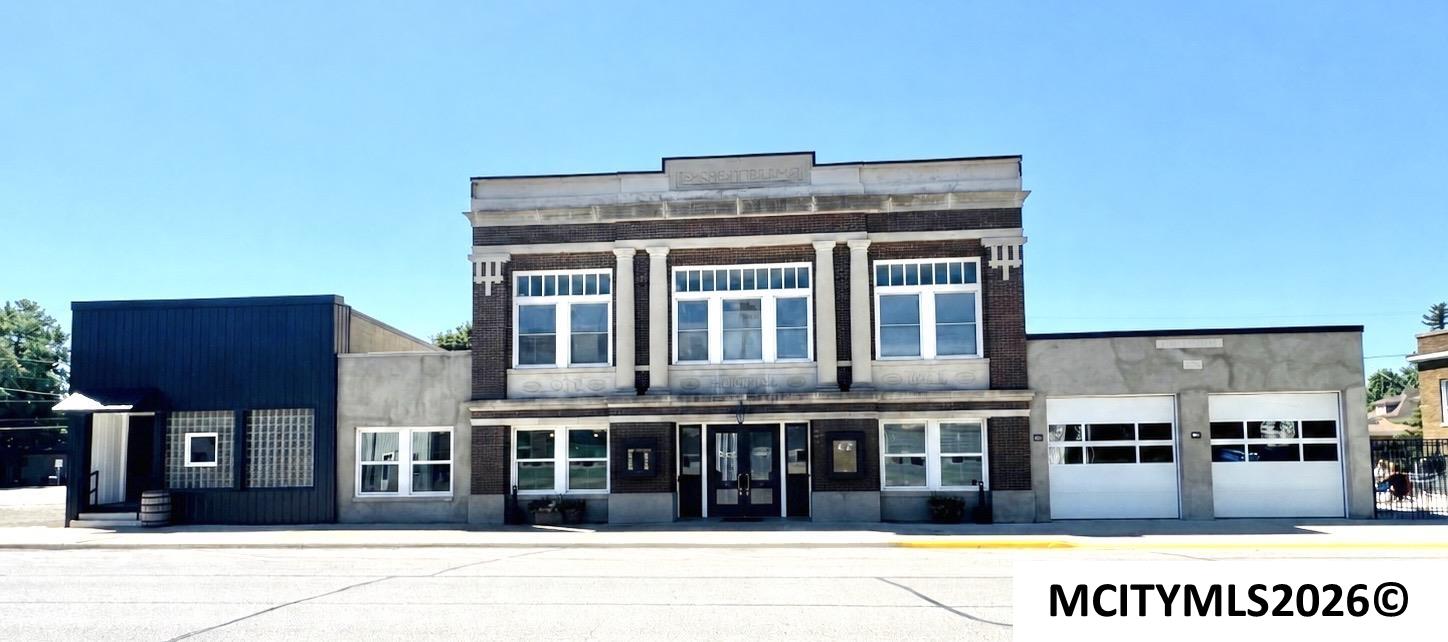 305-309 Gilman Street Sheffield IA 50475