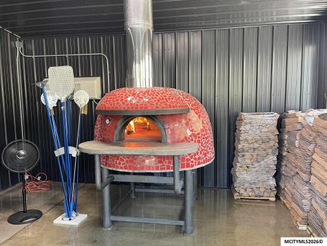 305-309 Gilman Street Sheffield IA 50475