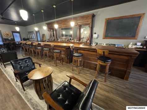 305-309 Gilman Street Sheffield IA 50475