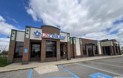 402 Indianhead Drive Mason City IA 50401