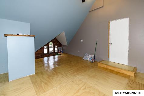 202 2nd SE Mason City IA 50401