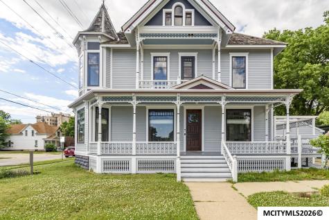 202 2nd SE Mason City IA 50401