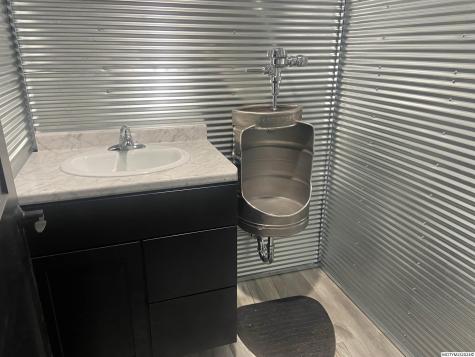 2505 S Federal, Suite 4 Mason City IA 50401