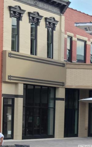 17 S Federal Mason City IA 50401