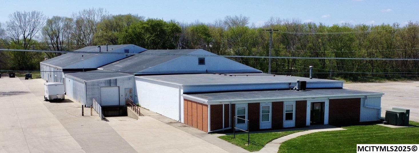 1604 S Pierce Mason City IA 50401
