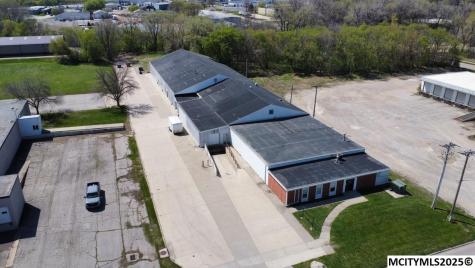 1604 S Pierce Mason City IA 50401