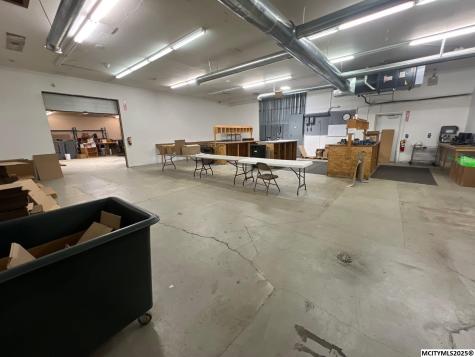 1604 S Pierce Mason City IA 50401